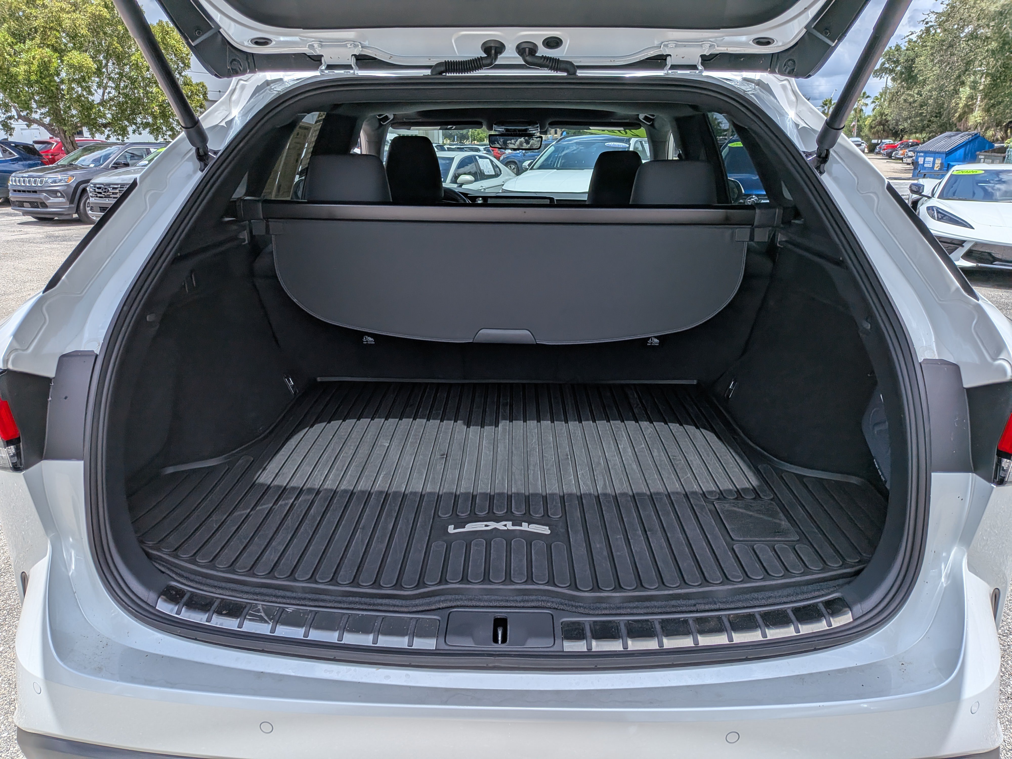 Used 2025 Lexus RX 350 Premium Plus w/ Convenience Package FWD image 13
