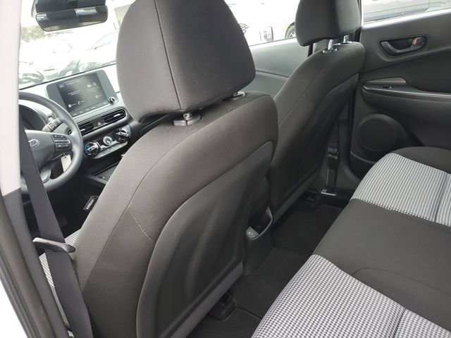 Used 2023 Hyundai Kona SE w/ Cargo Package AWD/4WD image 14