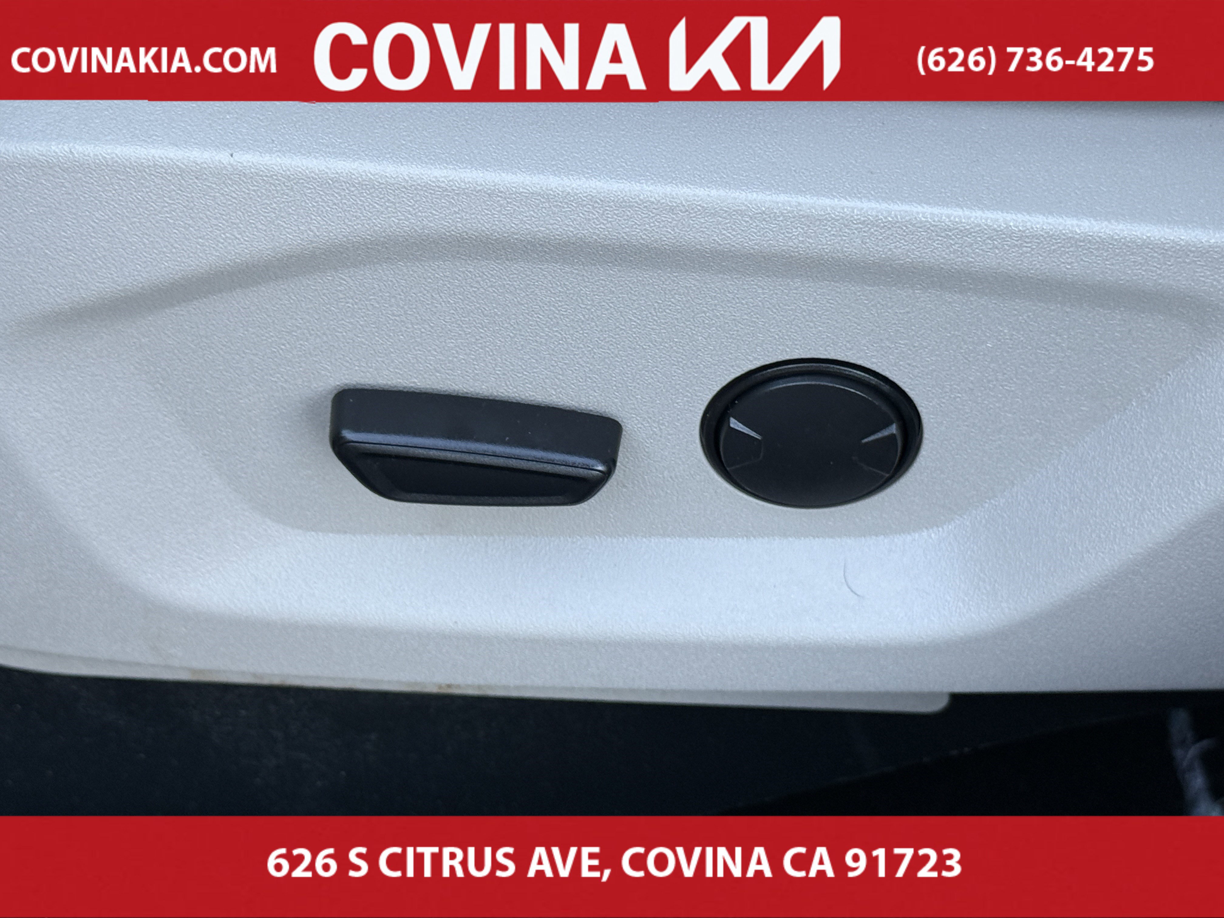 Used 2019 Ford Explorer Base image 15