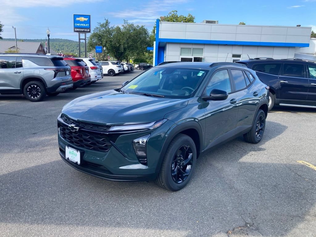New 2026 Chevrolet Trax LT w/ Midnight Edition FWD image 24