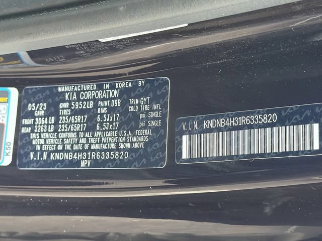 Used 2024 Kia Carnival LX FWD image 31