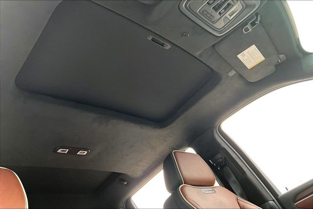 Used 2025 GMC Sierra 3500 Denali Ultimate AWD/4WD image 17