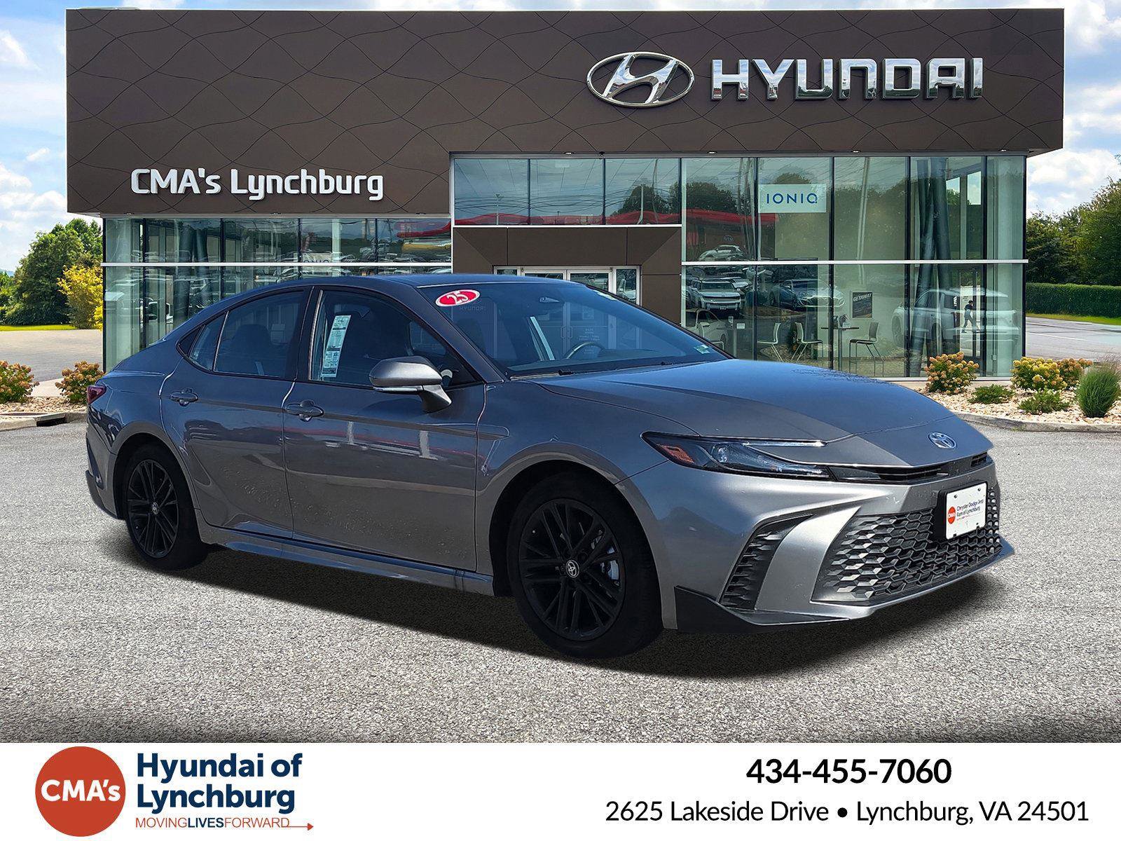 Used 2025 Toyota Camry SE