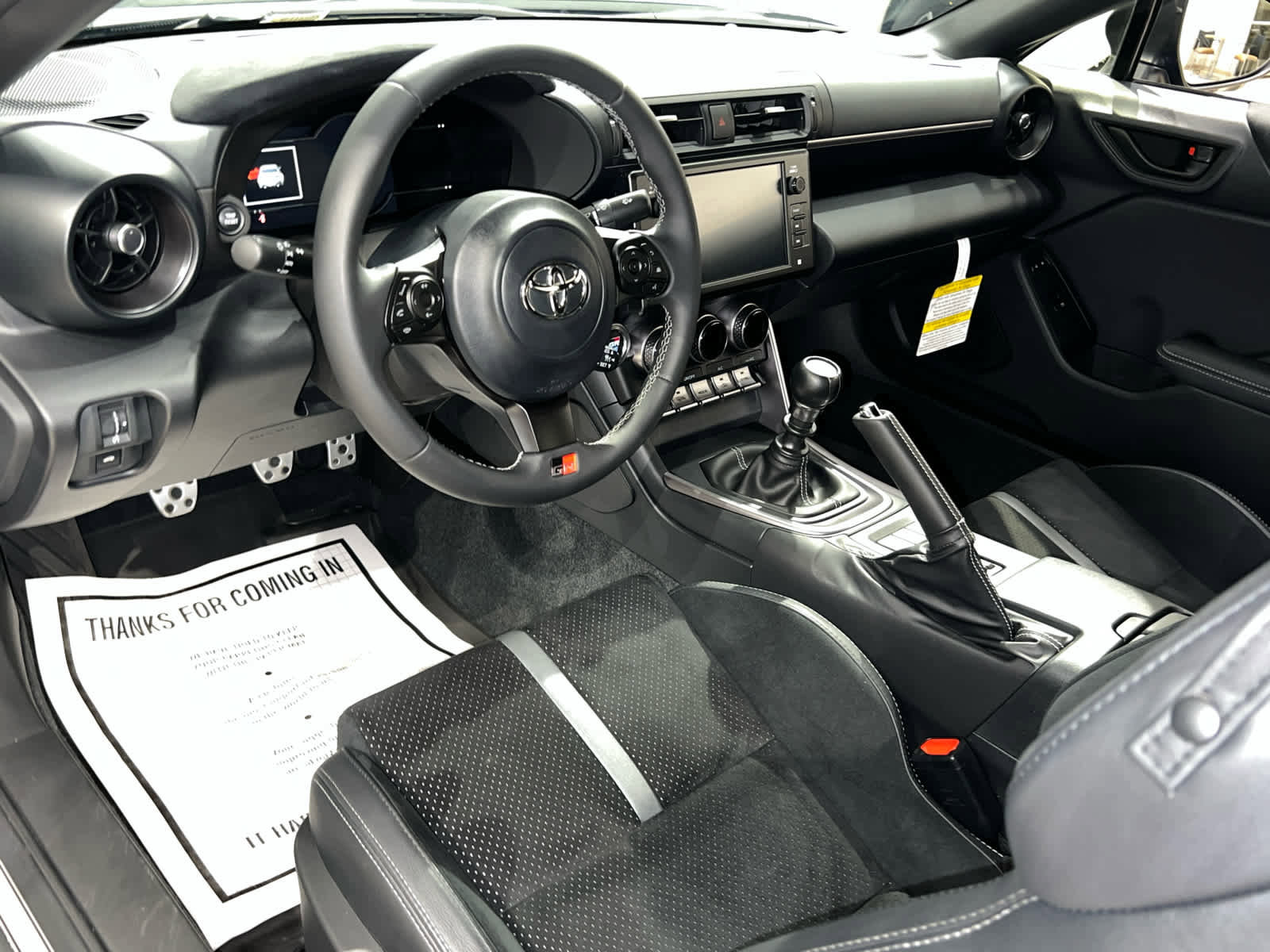 Used 2025 Toyota GR86 Premium w/ ALL Weather Mat Package (TMS) image 14