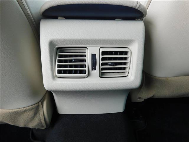 Used 2022 Toyota Camry XLE FWD image 24