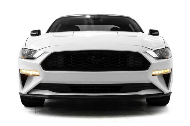 Used 2022 Ford Mustang Coupe image 8