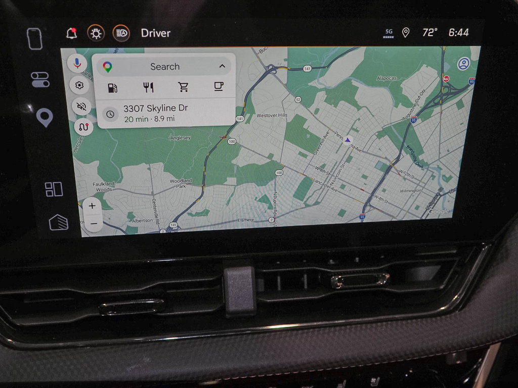 New 2026 Chevrolet Equinox RS w/ Convenience Package III FWD image 10