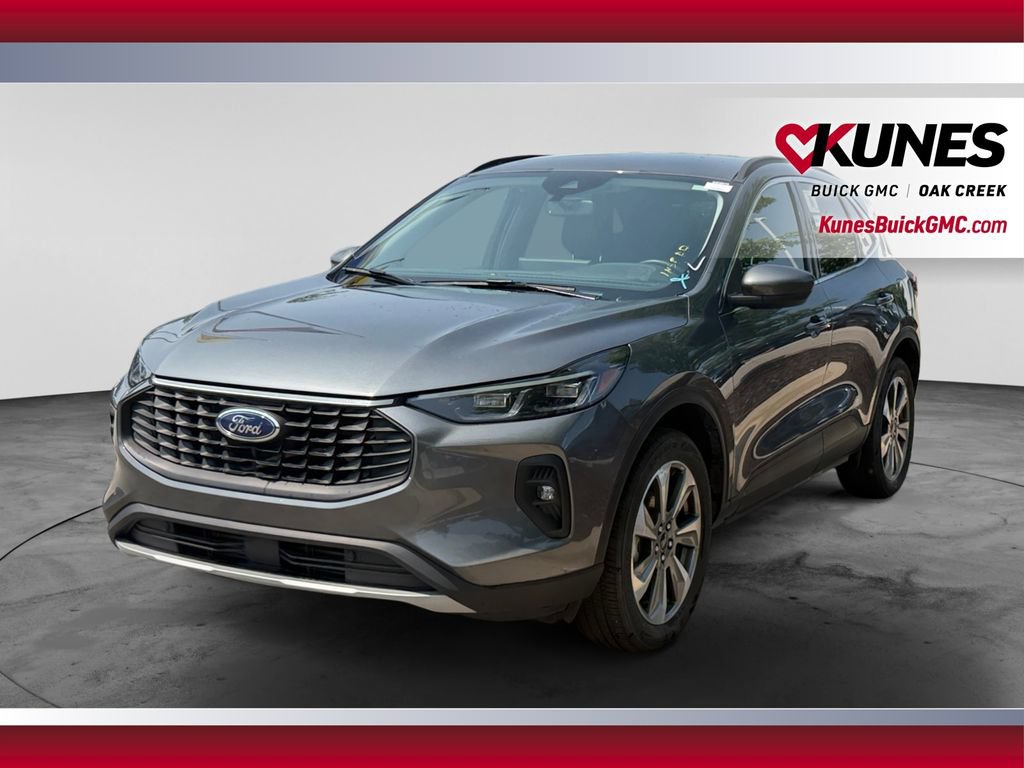 Used 2025 Ford Escape Platinum AWD/4WD image 5