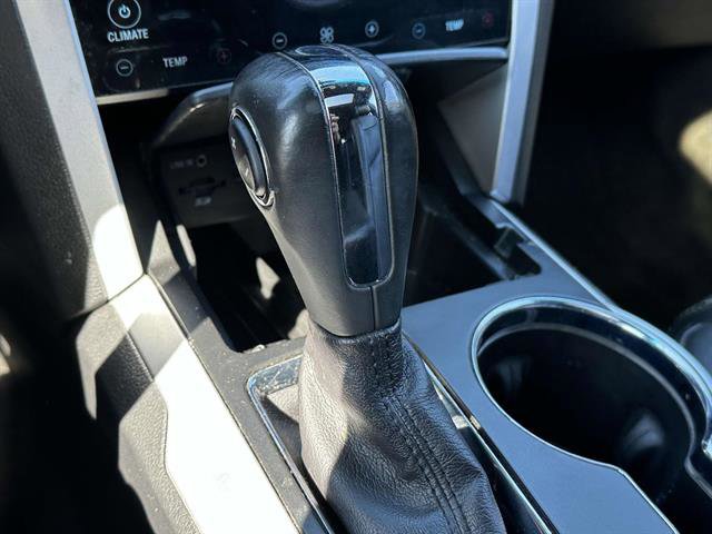 Used 2015 Ford Explorer Limited w/ Equipment Group 301A image 21