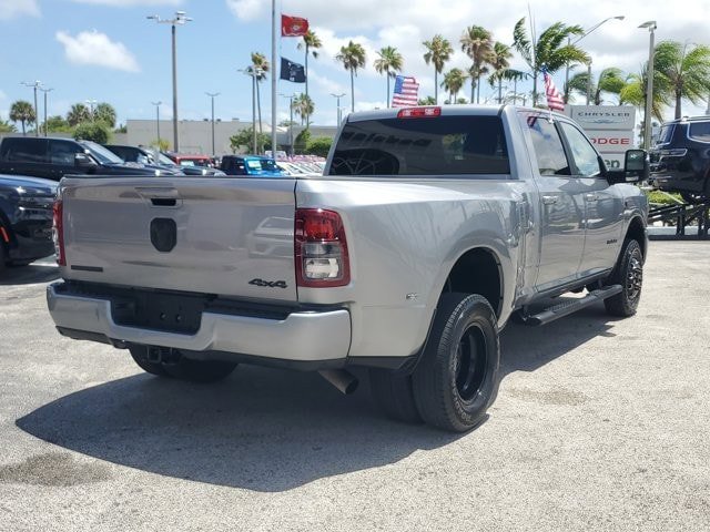 Certified 2024 RAM 3500 Big Horn w/ Night Edition AWD/4WD image 7