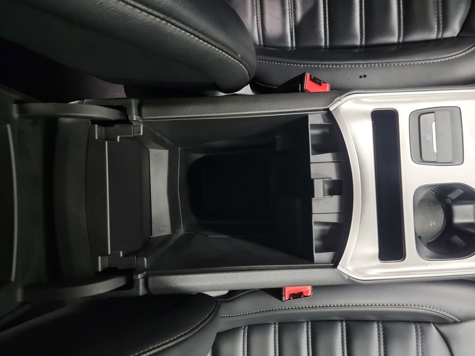 Used 2024 Ford Edge SEL image 18