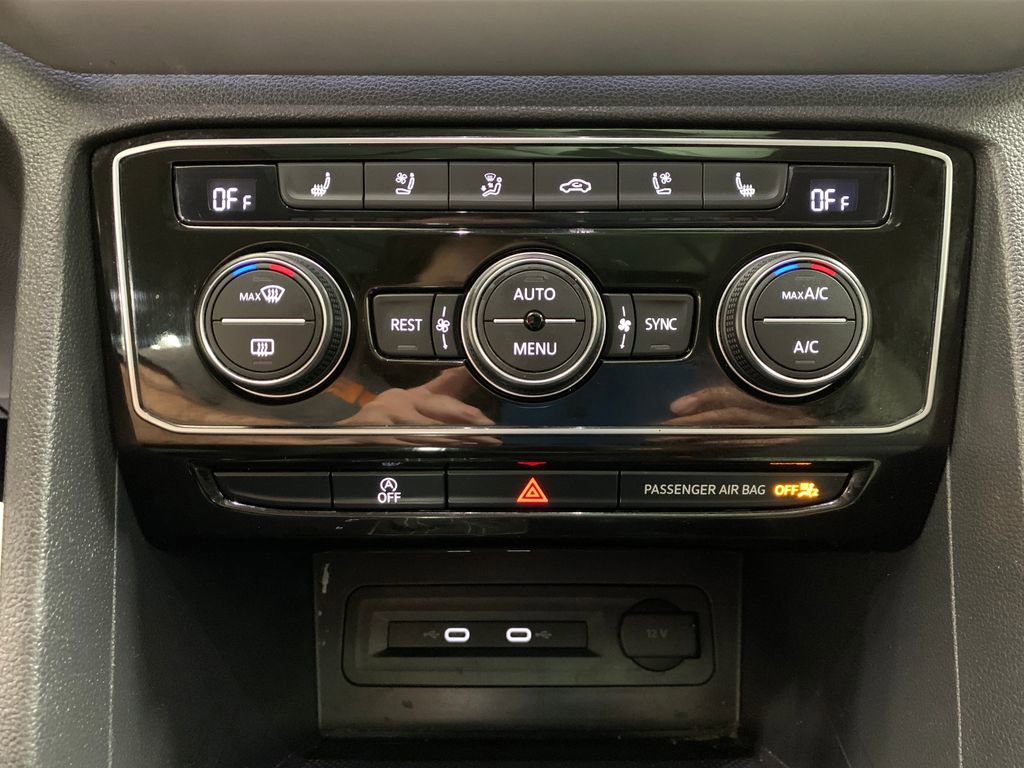 Used 2021 Volkswagen Atlas SEL Premium AWD/4WD image 28