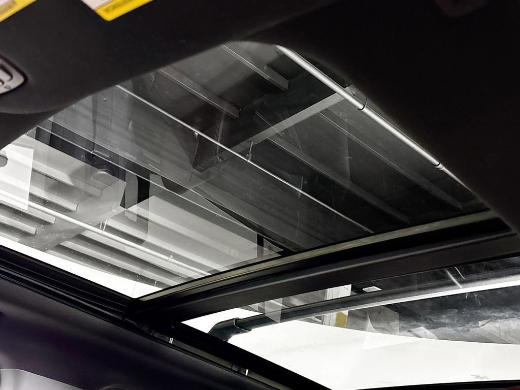 Used 2023 Ford Expedition Limited image 19