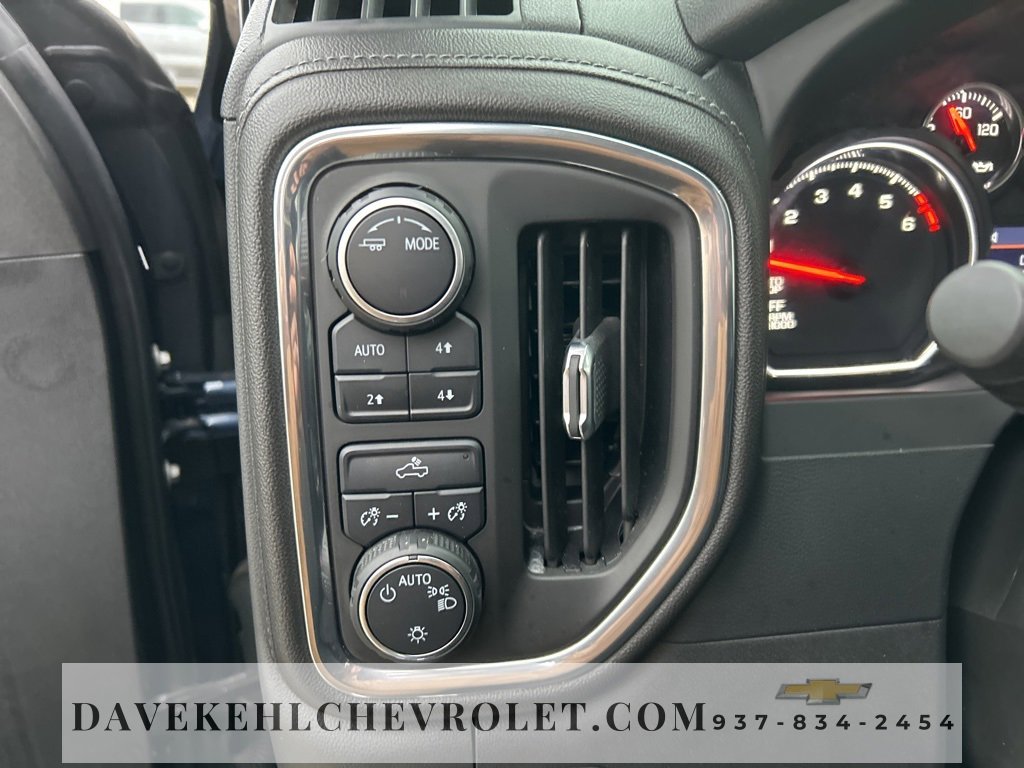 Used 2021 Chevrolet Silverado 1500 LT image 24
