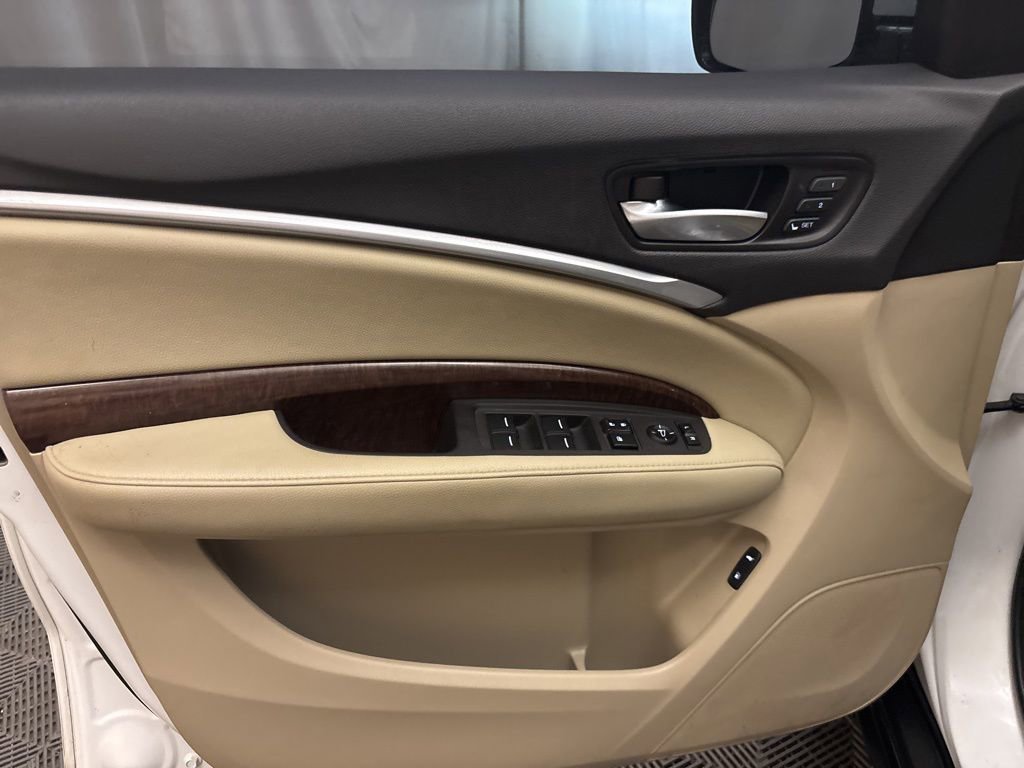 Used 2020 Acura MDX SH-AWD image 11