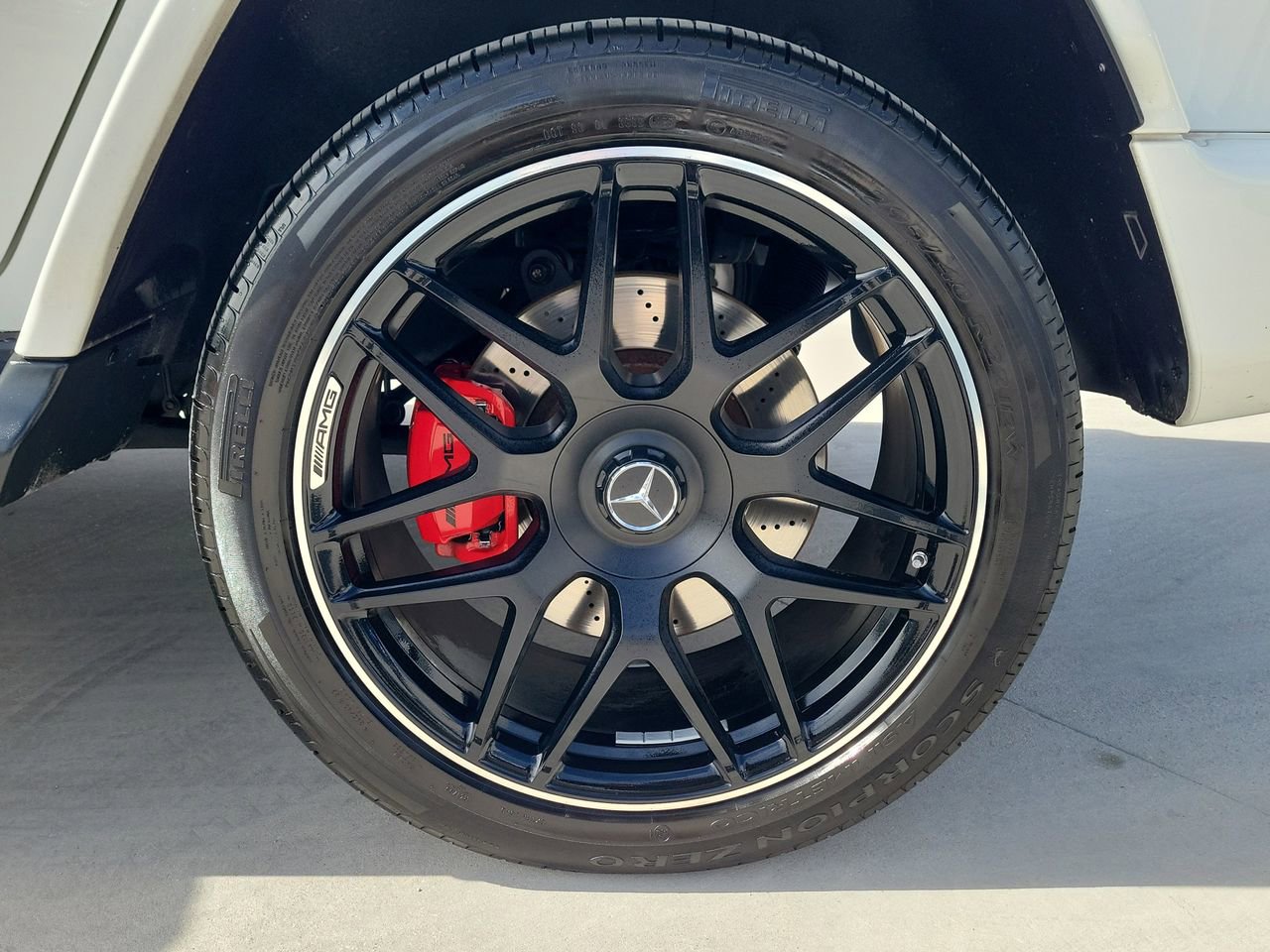 Certified 2022 Mercedes-Benz G 63 AMG 4MATIC image 9
