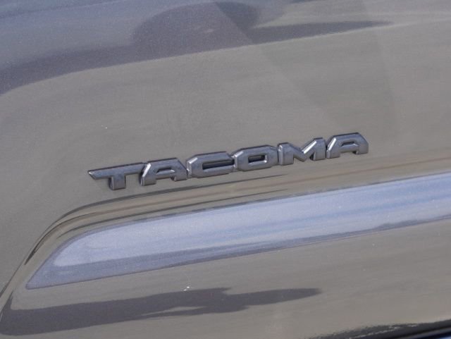 Certified 2021 Toyota Tacoma TRD Off-Road w/ Technology Package image 9