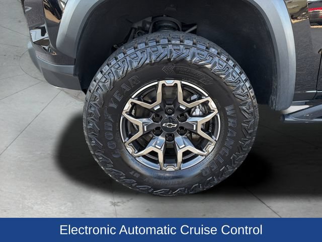 Used 2024 Chevrolet Colorado ZR2 w/ ZR2 Convenience Package III AWD/4WD image 28