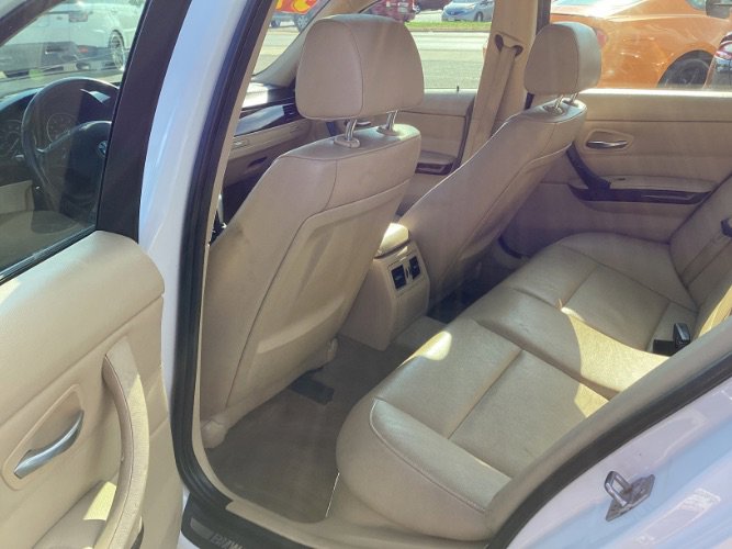 Used 2011 BMW 328i Sedan image 6