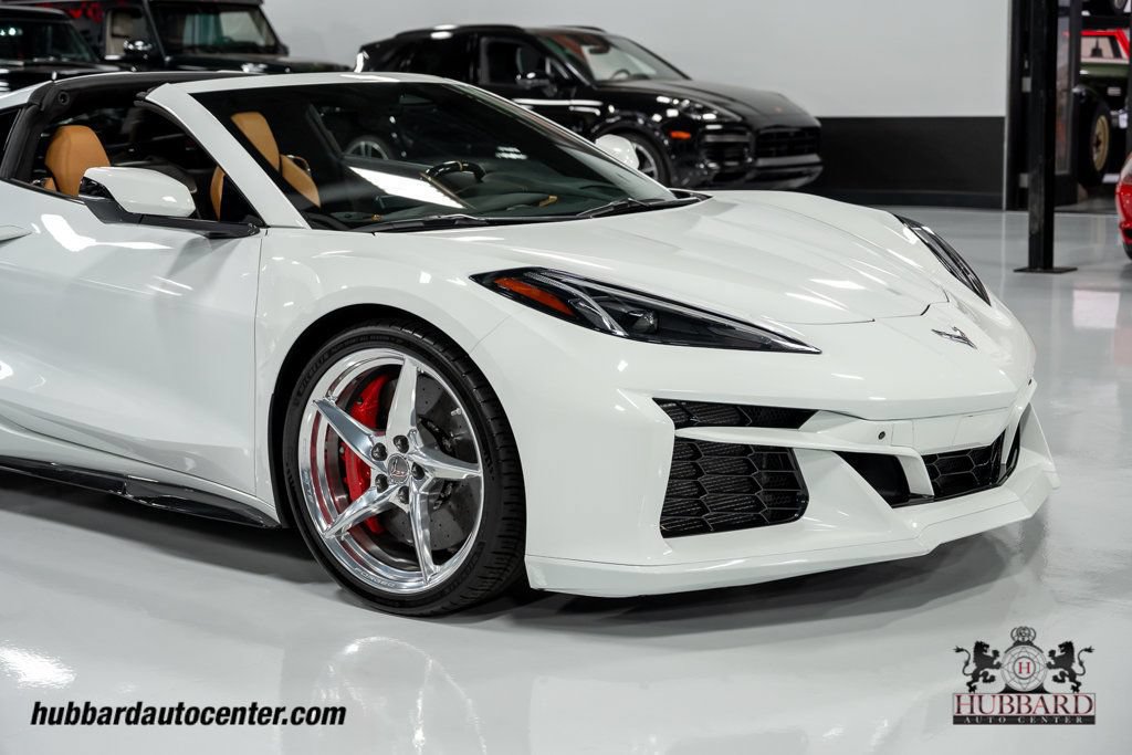 Used 2024 Chevrolet Corvette E-Ray w/ Chrome Exterior Badge Package AWD/4WD image 33