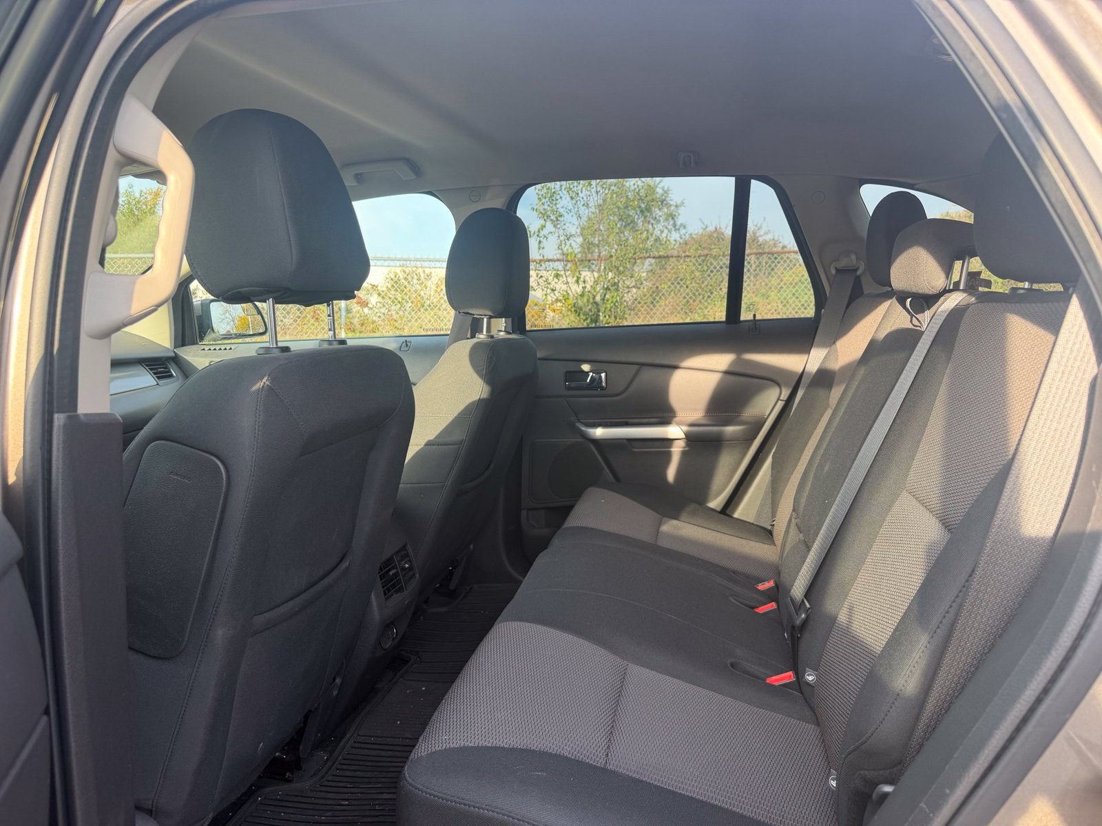 Used 2014 Ford Edge SEL FWD image 11