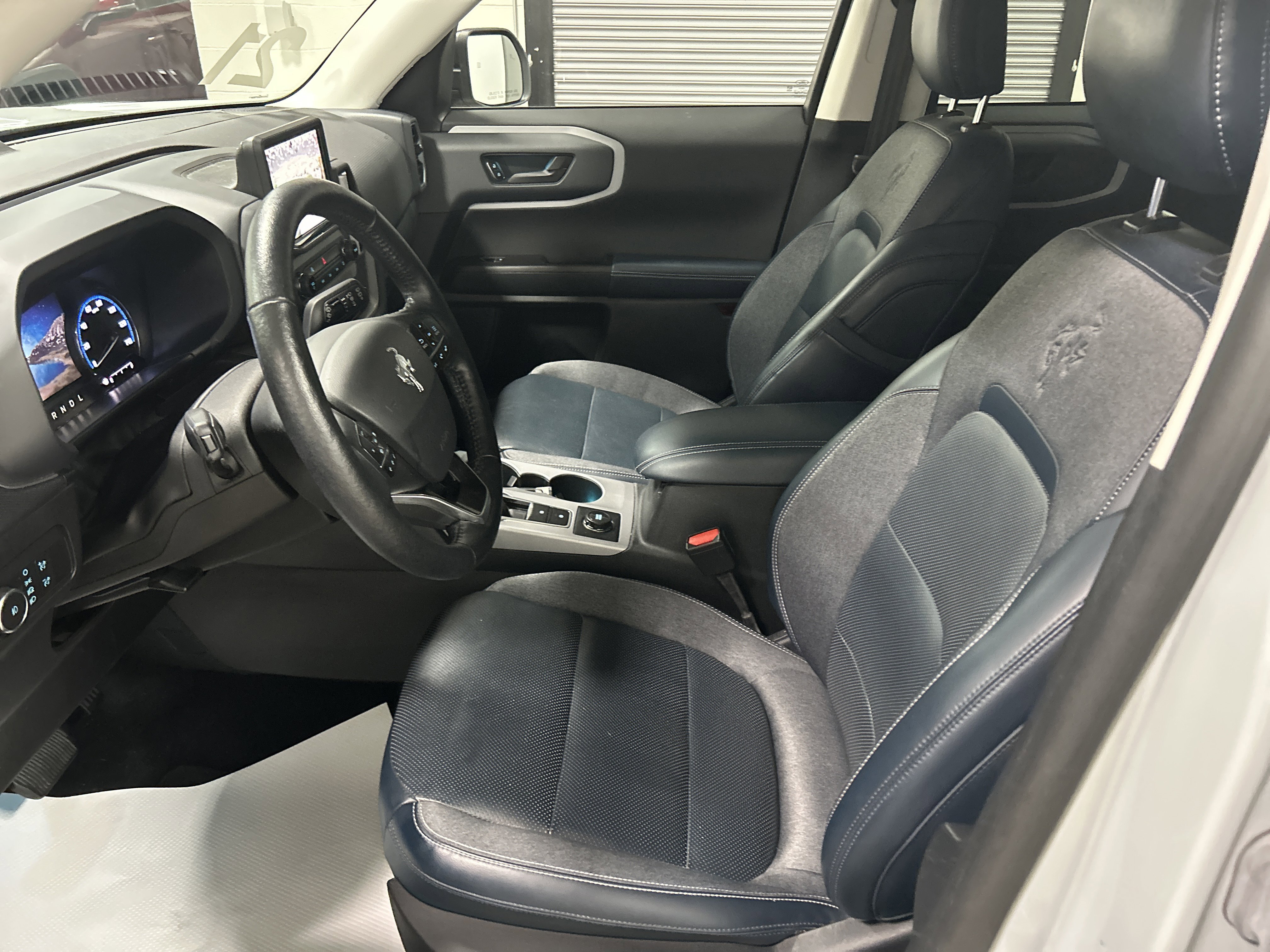 Used 2021 Ford Bronco Sport Outer Banks image 12