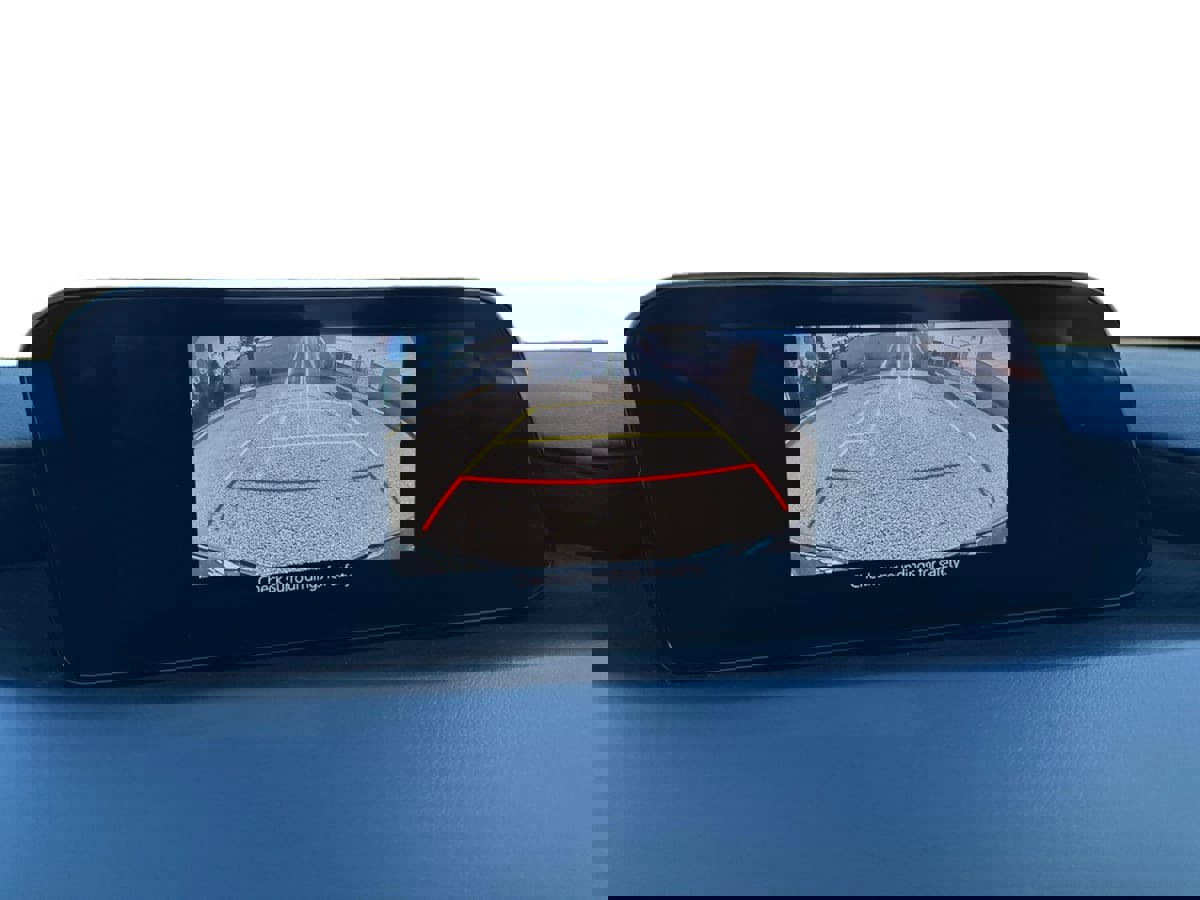 Used 2023 MAZDA MAZDA3 s image 13