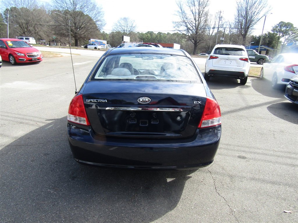 Used 2009 Kia Spectra EX image 4