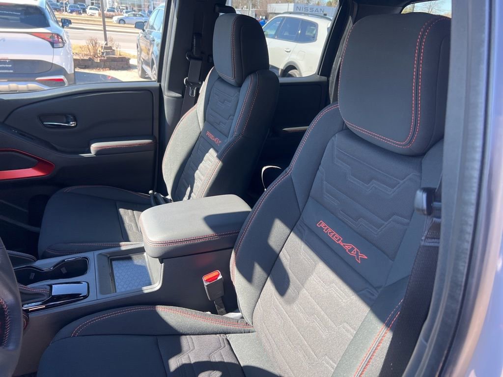 Certified 2024 Nissan Frontier PRO-4X w/ Technology Package image 5