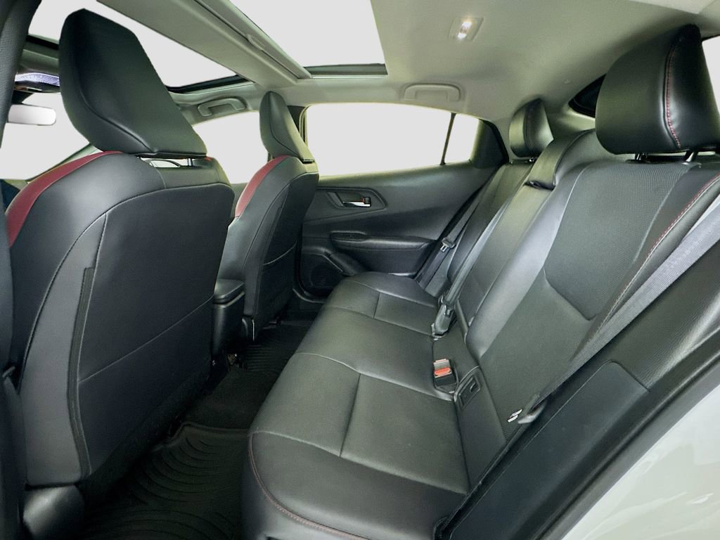 Used 2024 Toyota Prius Prime Premium FWD image 24