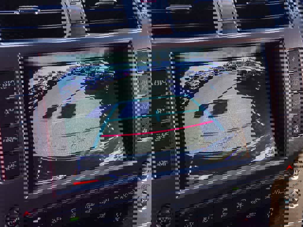 Used 2018 Lexus GX 460 Premium w/ Premium Package image 20