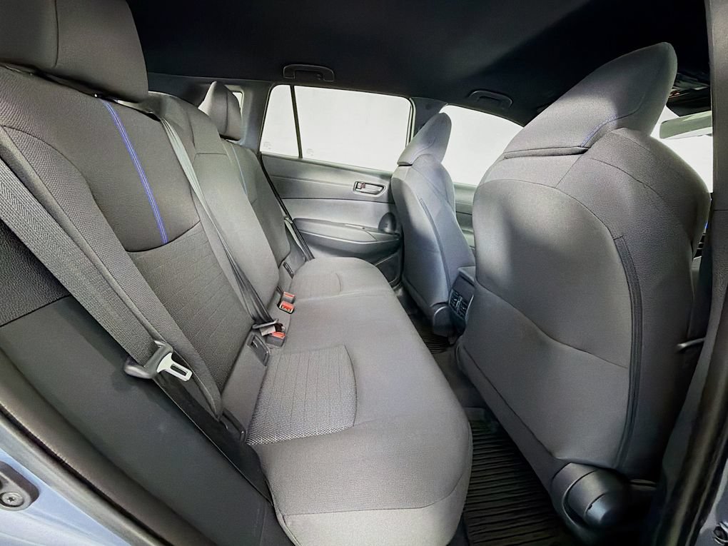 Used 2024 Toyota Corolla Cross AWD Hybrid image 28