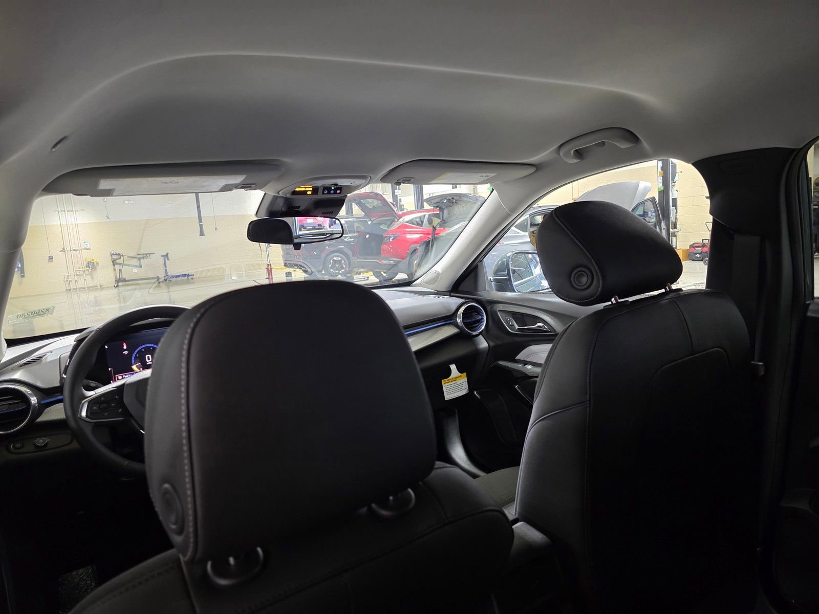 New 2026 Chevrolet Trax LT w/ Driver Confidence Package FWD image 15