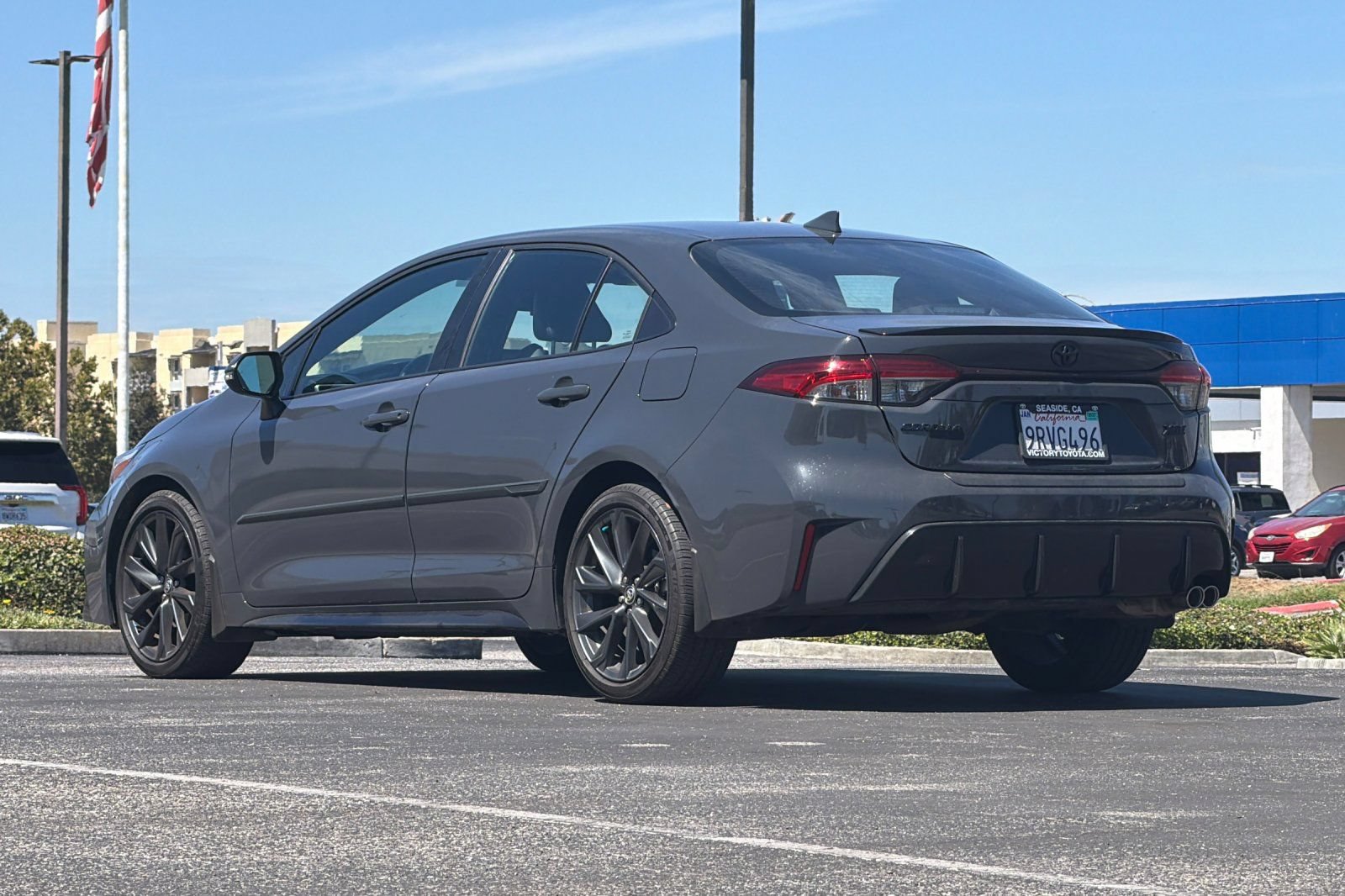Used 2025 Toyota Corolla XSE FWD image 6