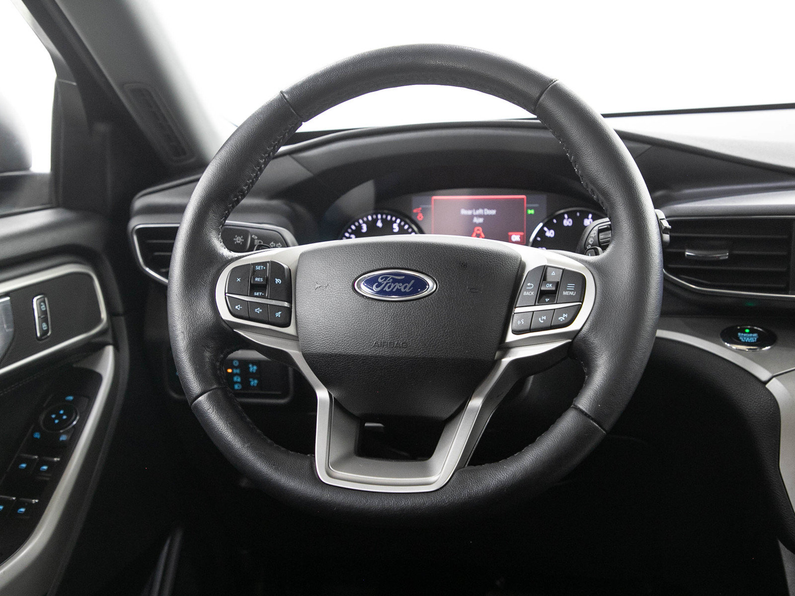 Used 2020 Ford Explorer XLT w/ Equipment Group 202A AWD/4WD image 20