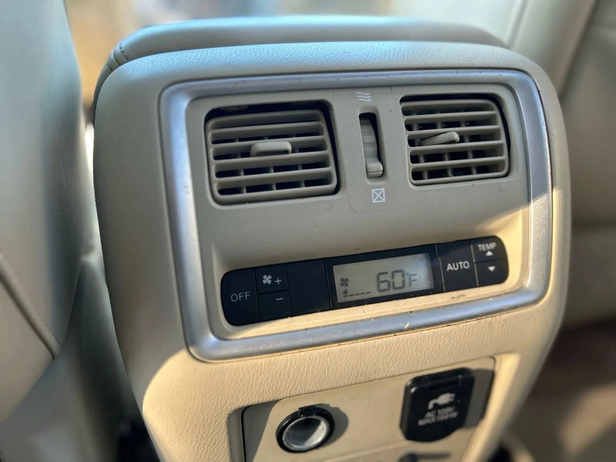 Used 2013 INFINITI JX35 FWD w/ Premium Pkg image 33