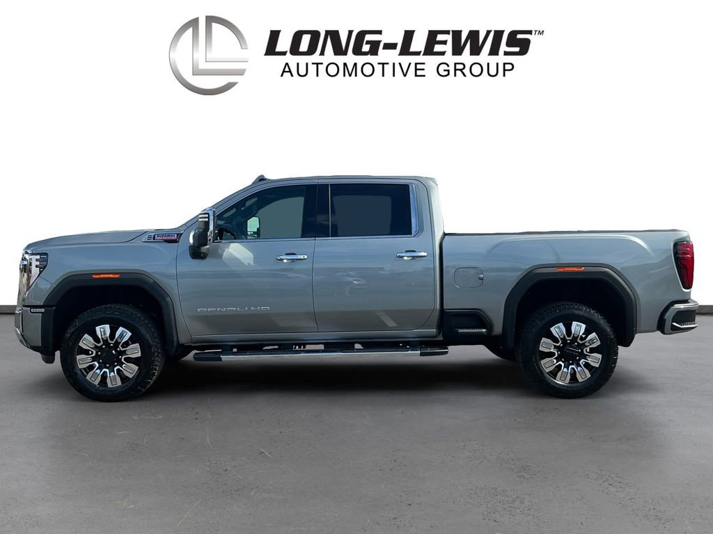Used 2025 GMC Sierra 2500 Denali w/ Denali Reserve Package AWD/4WD image 2