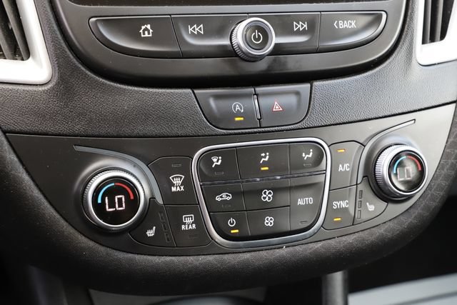 Used 2024 Chevrolet Malibu LT FWD image 28