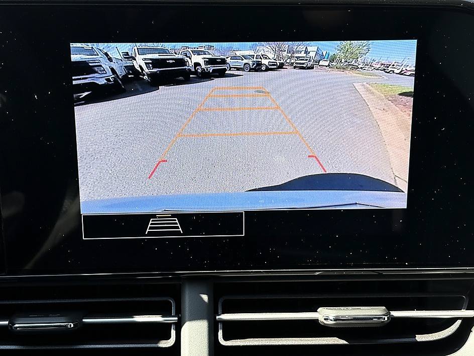 New 2026 Chevrolet Trax RS FWD image 18