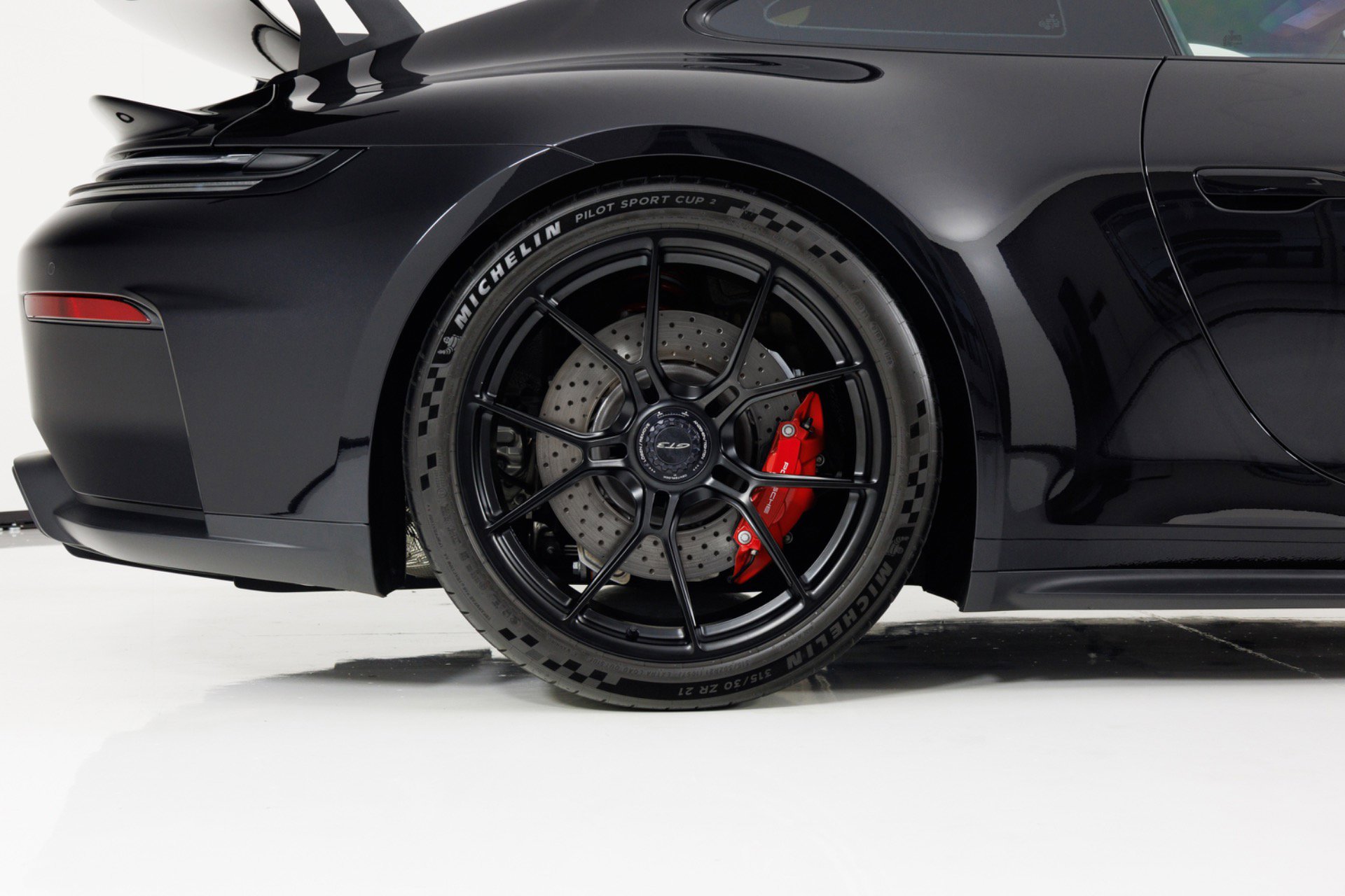 Used 2025 Porsche 911 GT3 RWD image 12