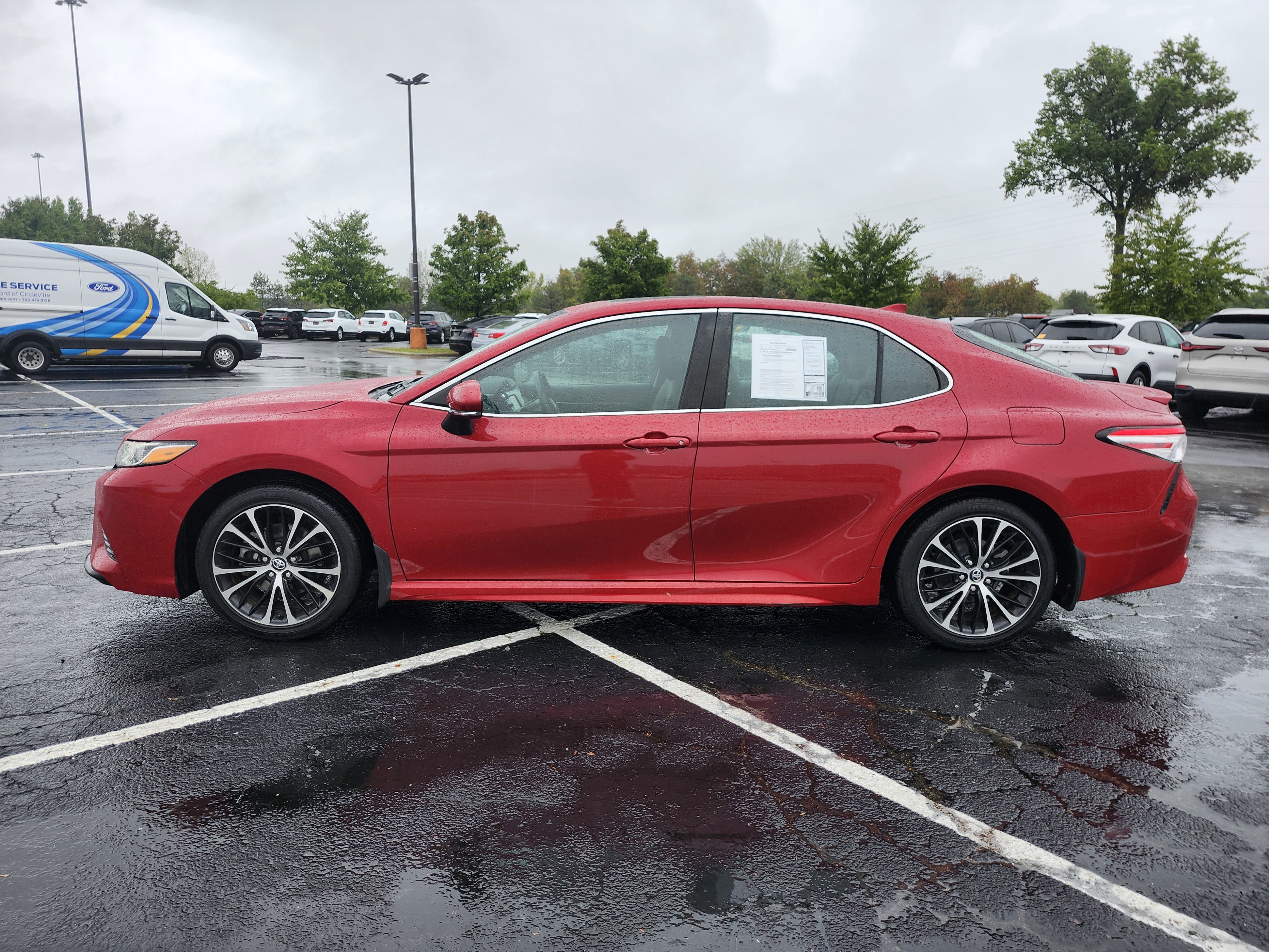 Used 2020 Toyota Camry SE image 7