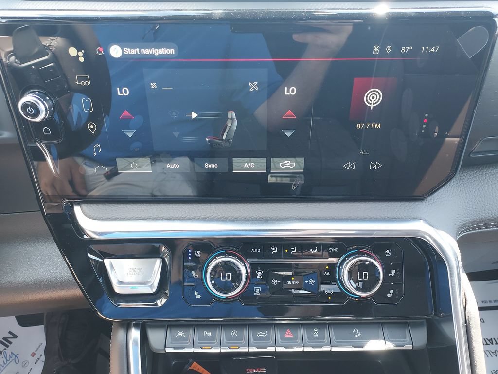 New 2026 GMC Sierra 1500 Denali w/ Technology Package AWD/4WD image 25