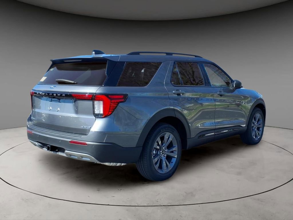 New 2026 Ford Explorer Active w/ Active Comfort Package image 8