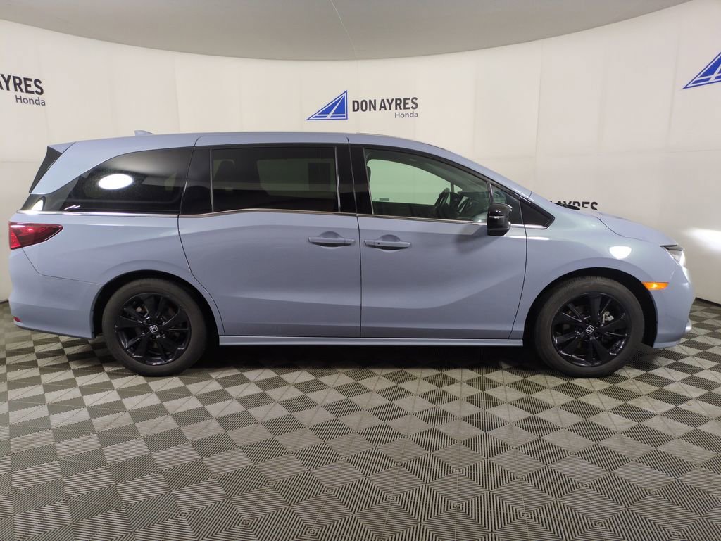 Certified 2024 Honda Odyssey Sport image 10