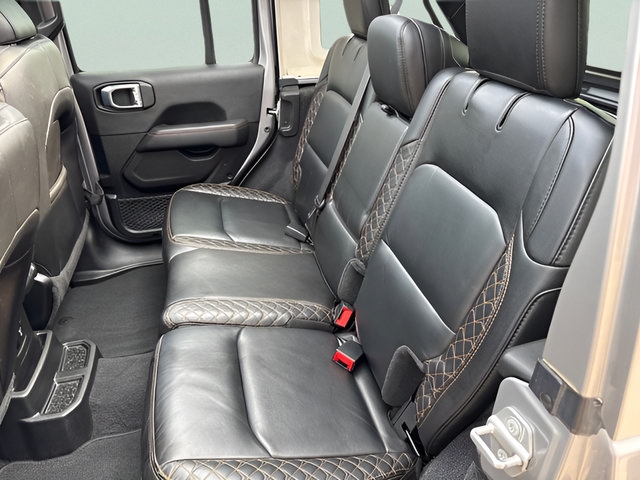 Used 2021 Jeep Wrangler Unlimited Sahara AWD/4WD image 44
