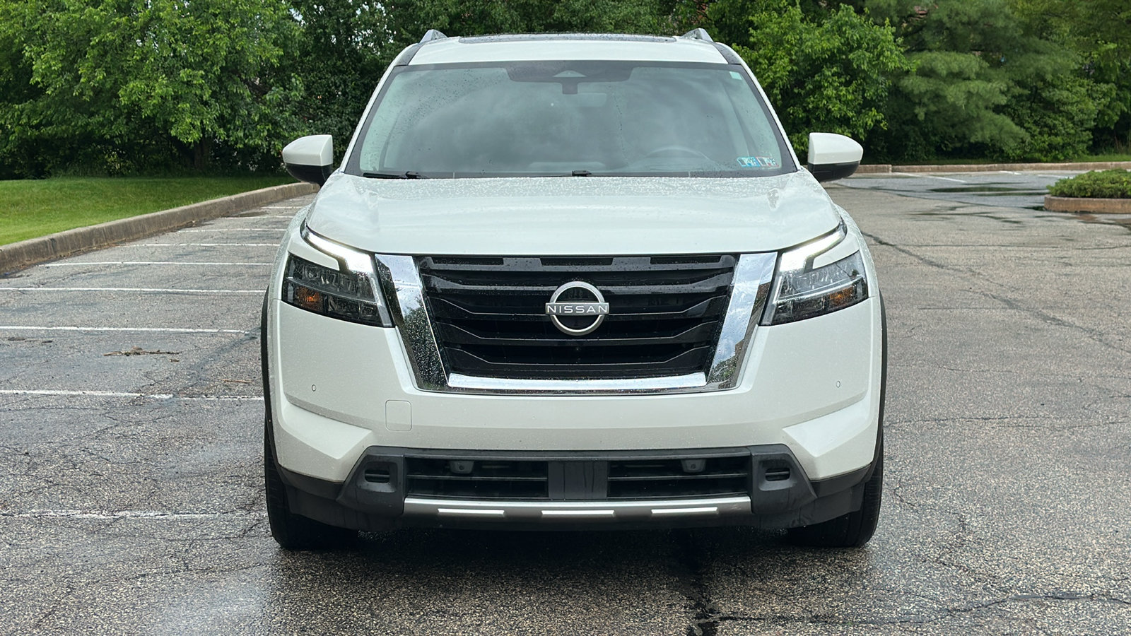 Certified 2023 Nissan Pathfinder Platinum AWD/4WD image 3