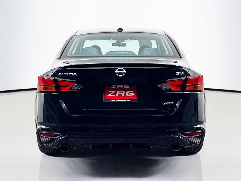 Used 2022 Nissan Altima 2.5 SV w/ SV Premium Package AWD/4WD image 4