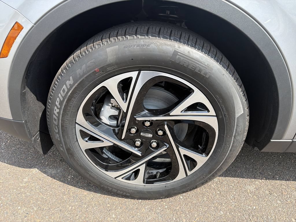 New 2026 Lincoln Nautilus Premier w/ Jet Appearance Package AWD/4WD image 13