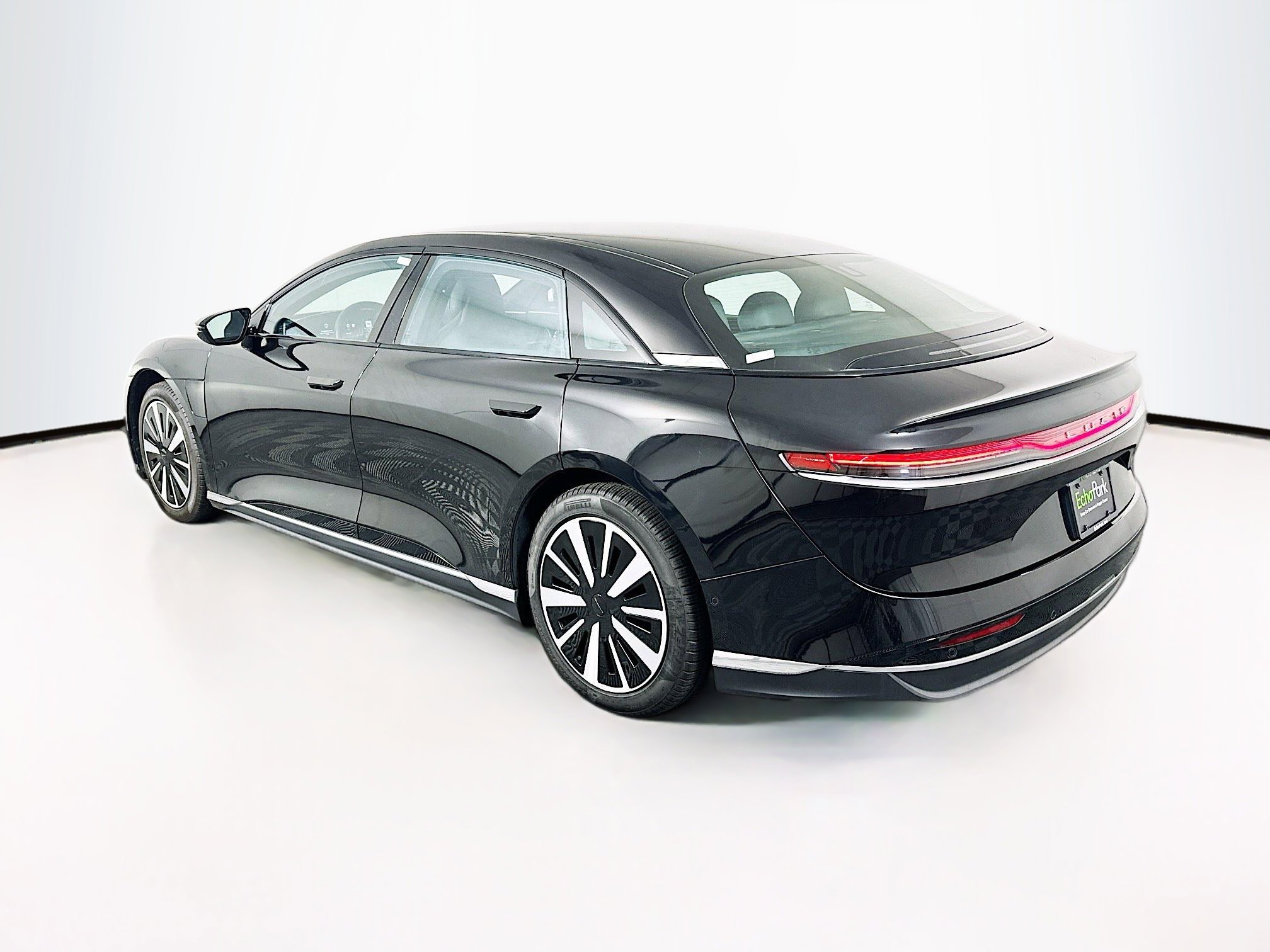 Used 2024 Lucid Air Pure RWD image 5