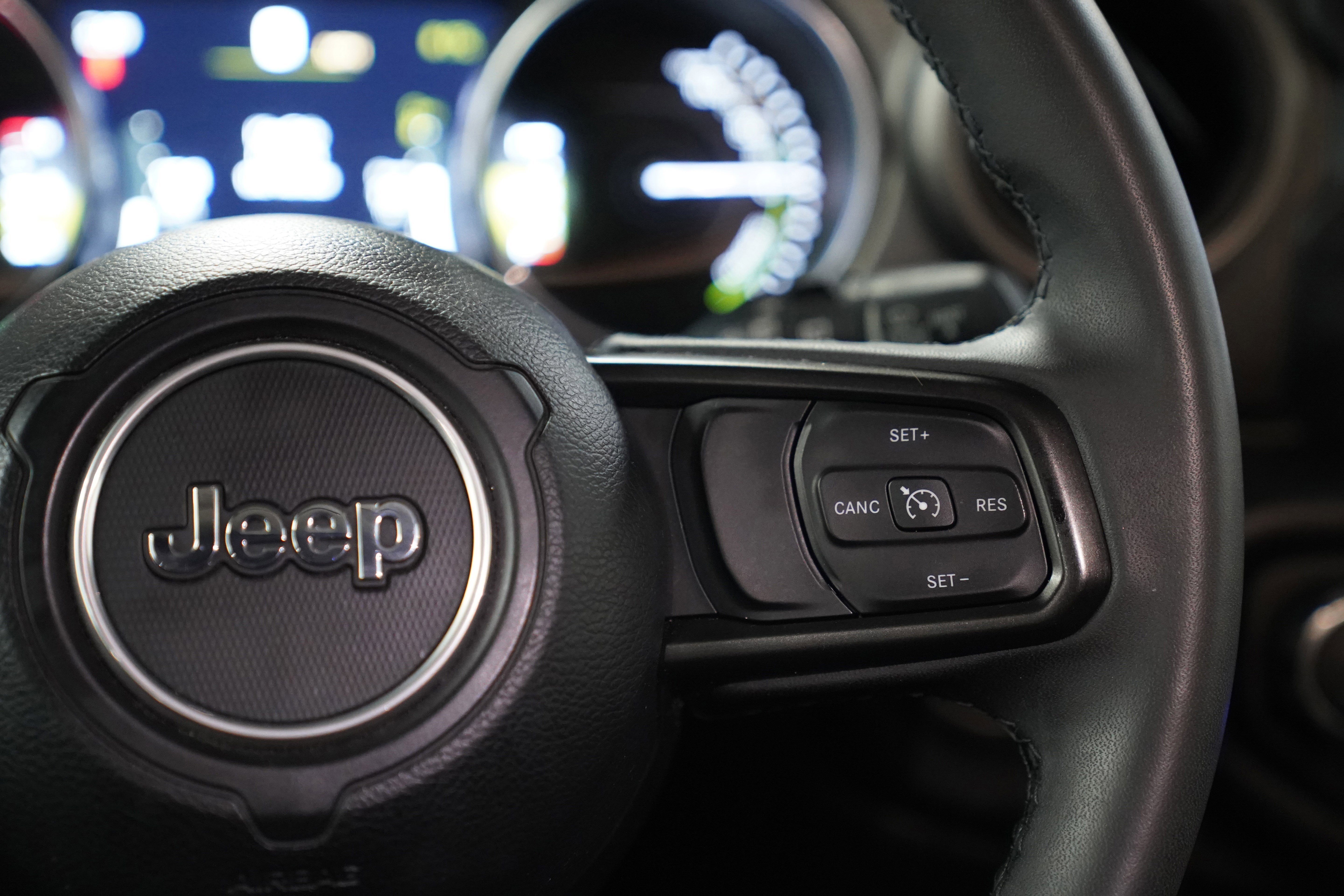 Used 2023 Jeep Wrangler Unlimited AWD/4WD image 20